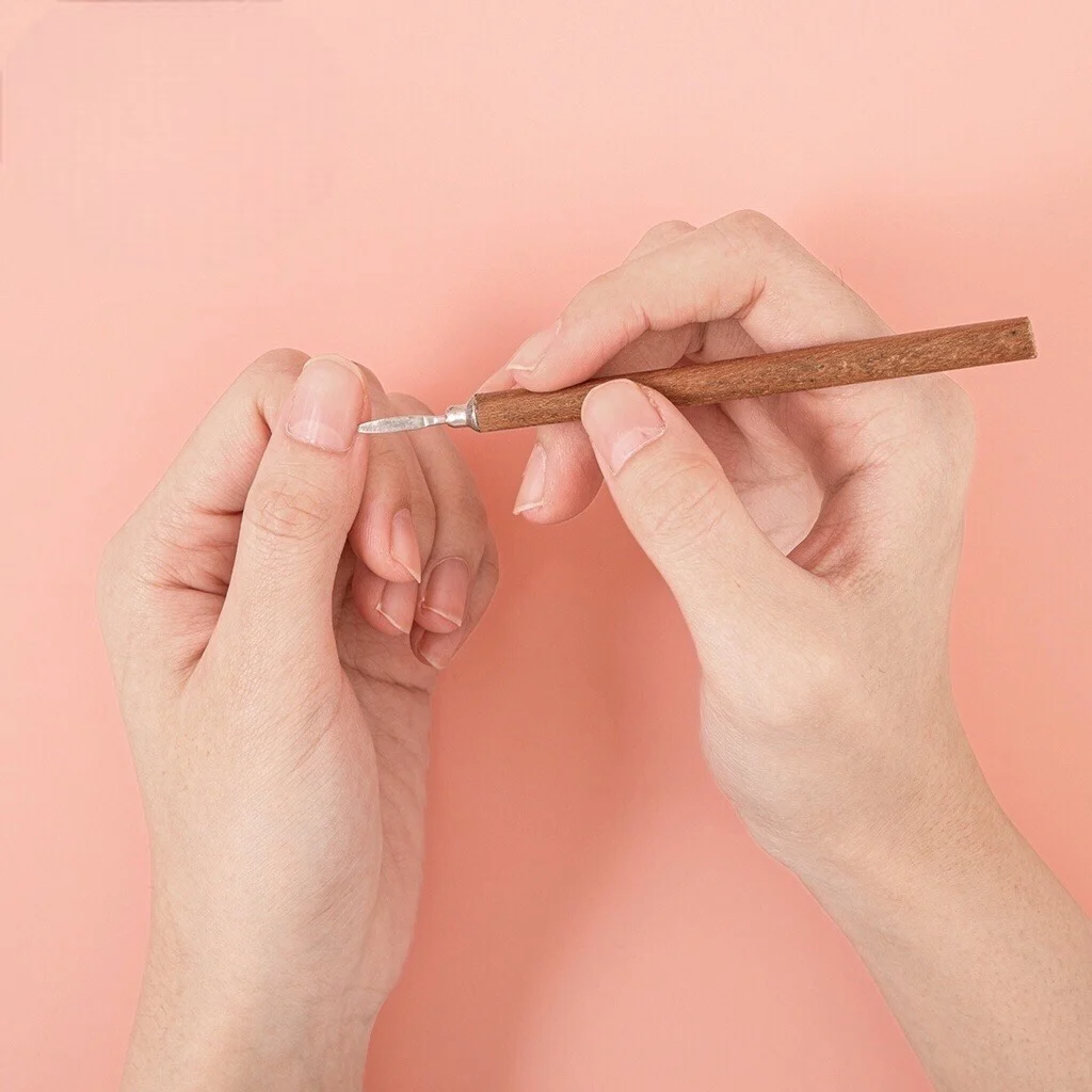 2 of Compact Wooden Handle Ingrown Nail Cleaner – Sharp & Affordable | Professional Nail Care Tool